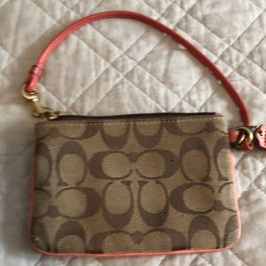 Coach Bags - Coach wristlet Coach Bags - Coach wristlet